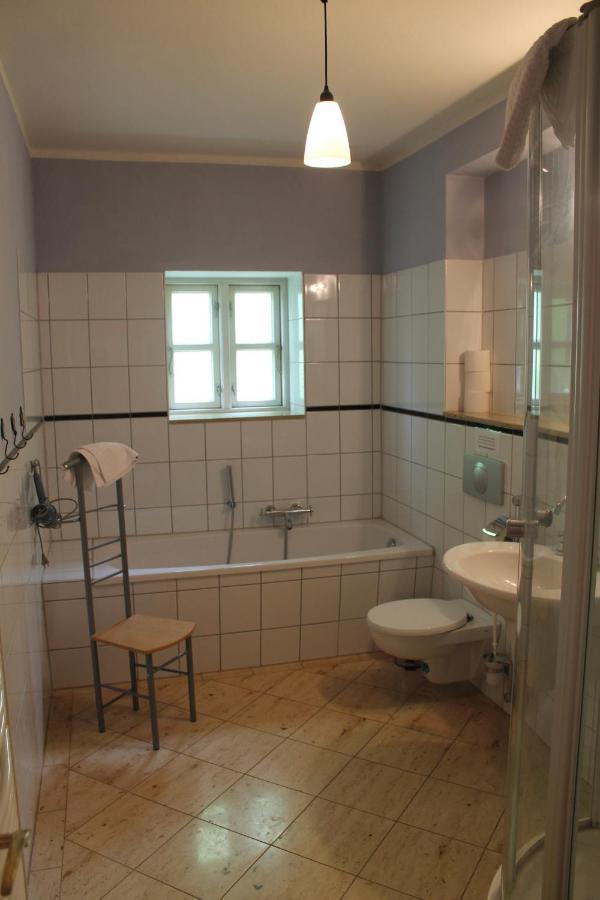 Altes Waschhaus Krakvitz Lägenhet Putbus Exteriör bild